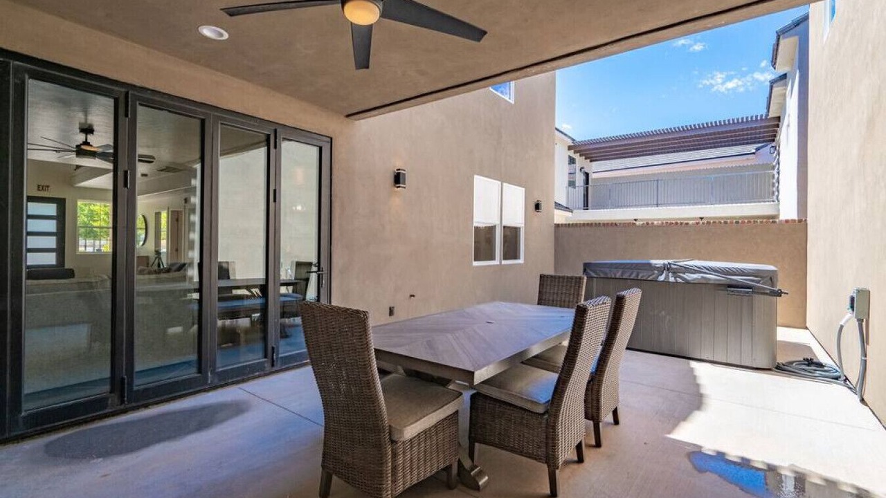 Photo of Outdoor in Hurricane