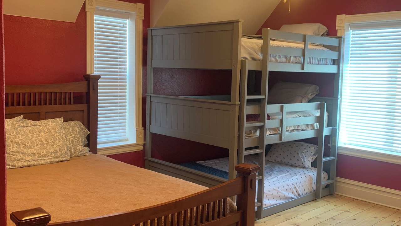 Photo of Bedroom in Ephraim