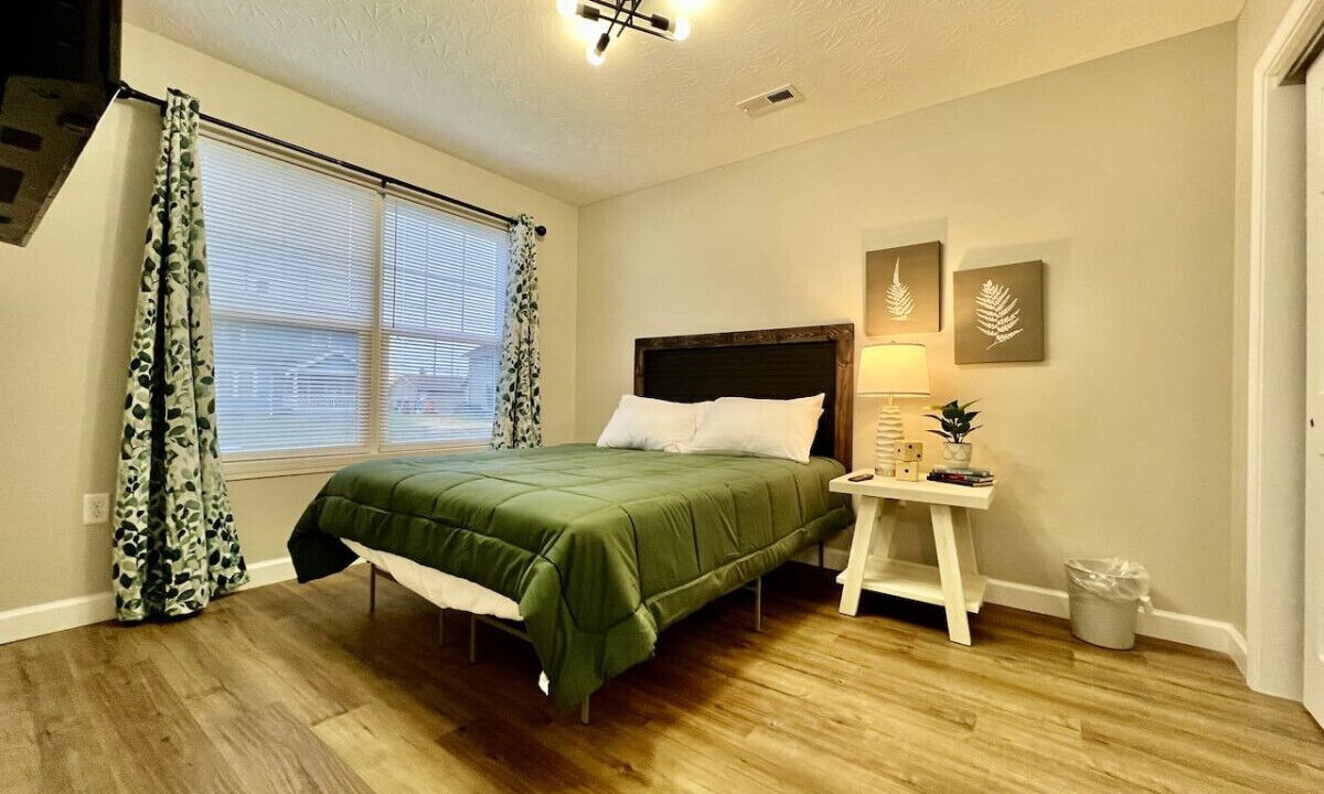 Photo of Bedroom in Middletown