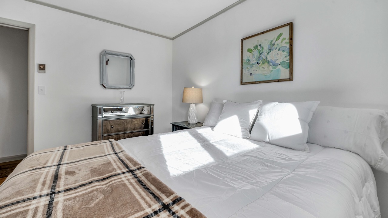 Photo of Bedroom in Teays Valley