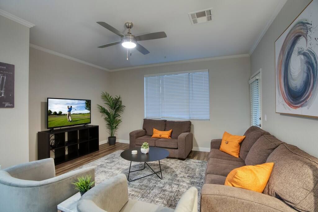 Photo of Livingroom in McDowell Mountain Apartments