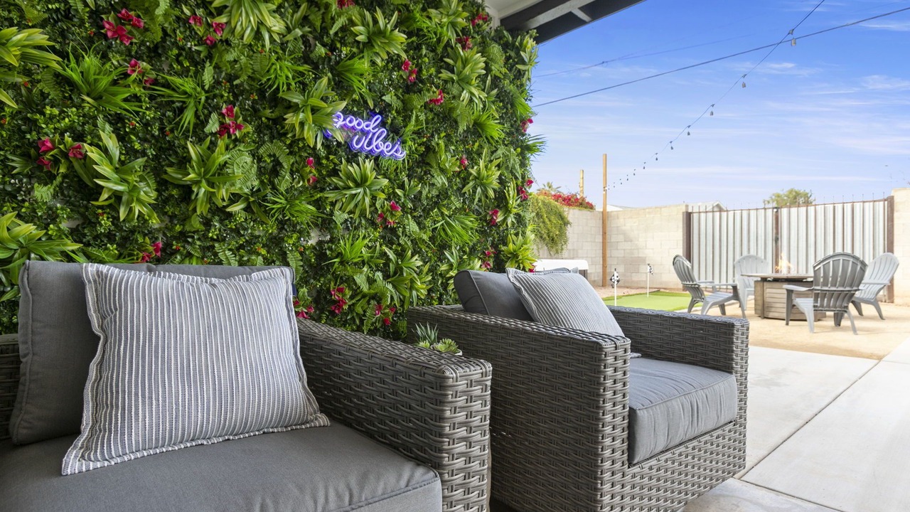 Photo of Patio Balcony in Papago Parkway