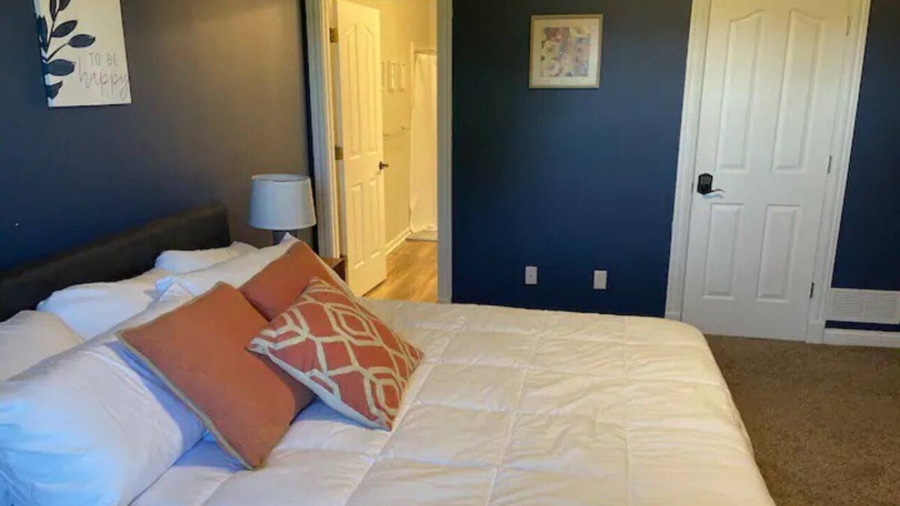 Photo of Bedroom in Coxs Creek