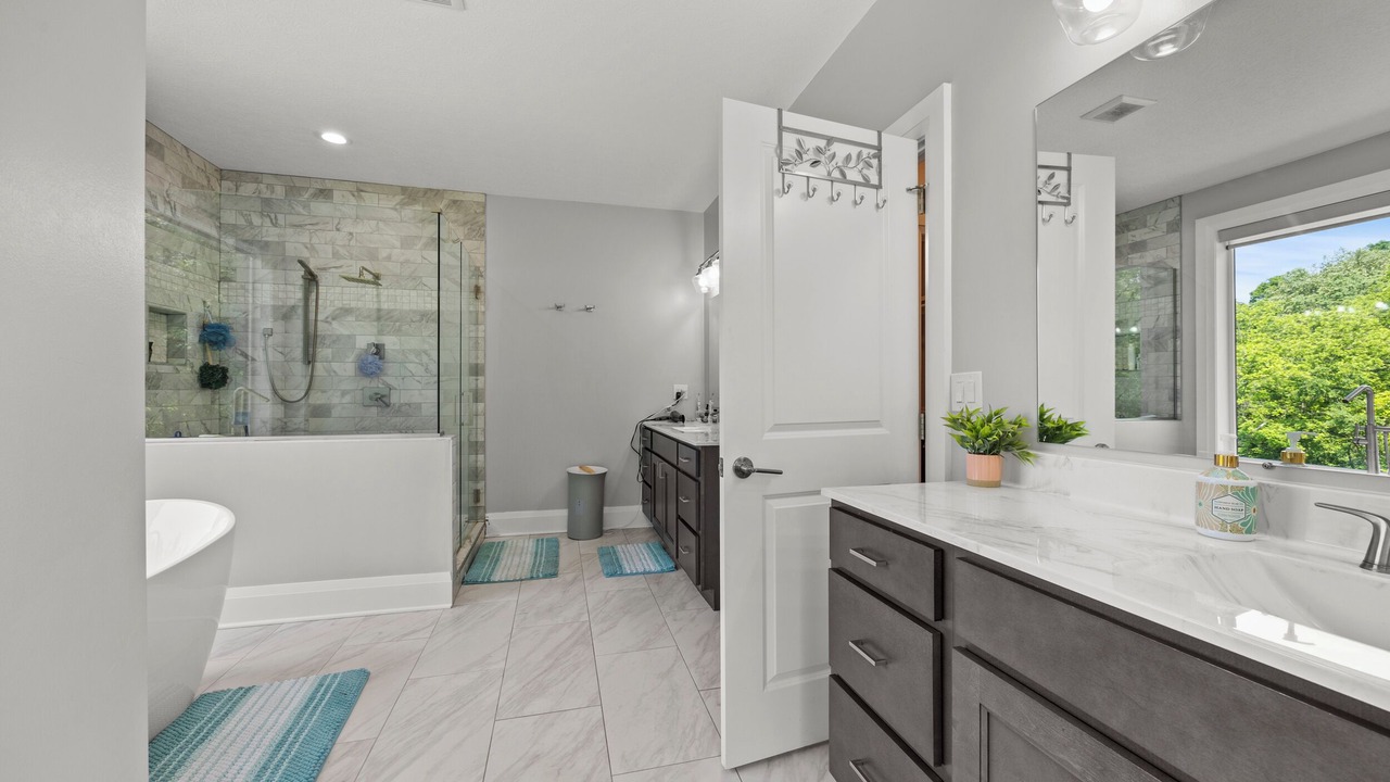 Photo of Bathroom in Pataskala