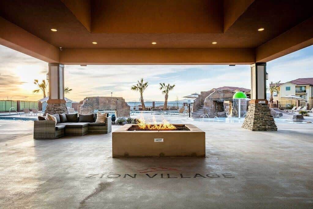 Photo of Patio Balcony in Hurricane