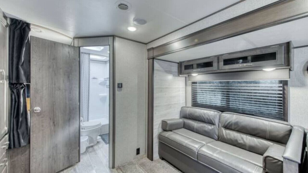 Photo of Livingroom in Tower District