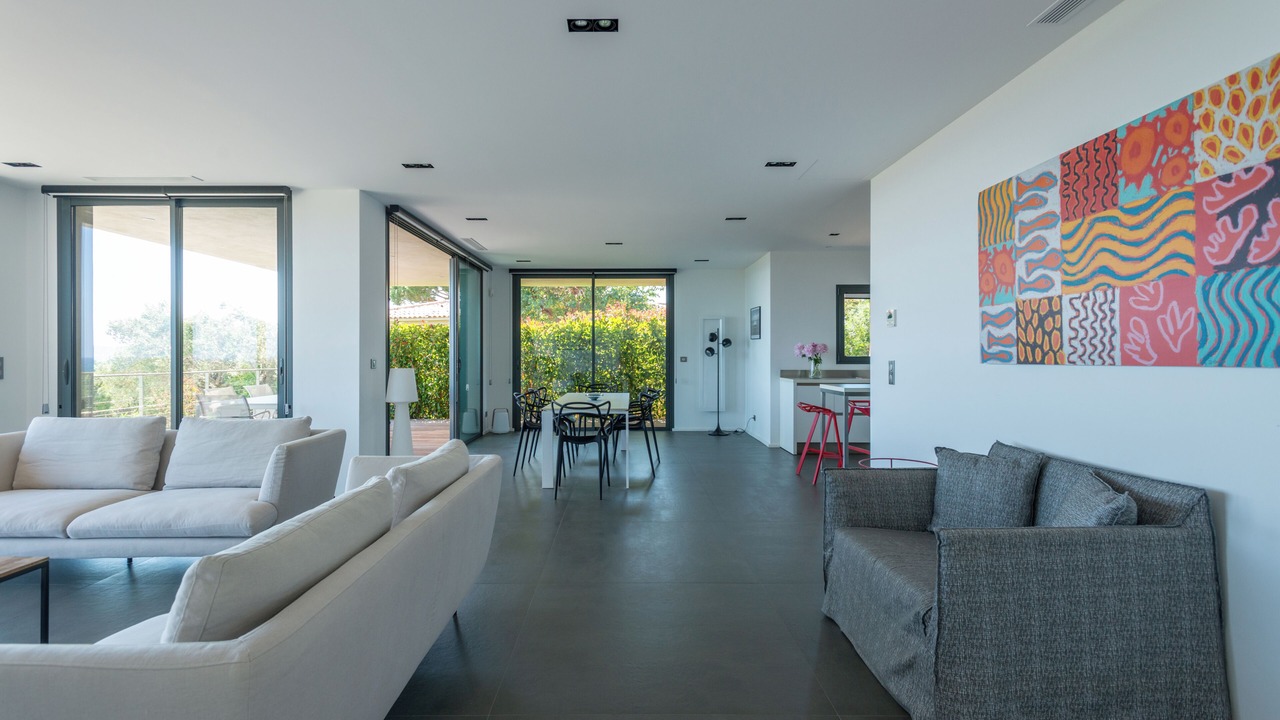 Photo of Livingroom in Cirendinu