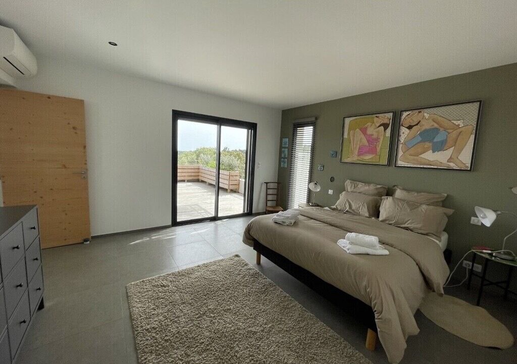 Photo of Bedroom in Cirendinu