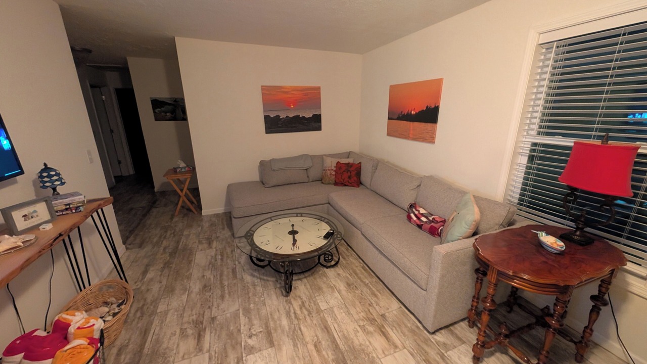 Photo of Livingroom in Oak Harbor
