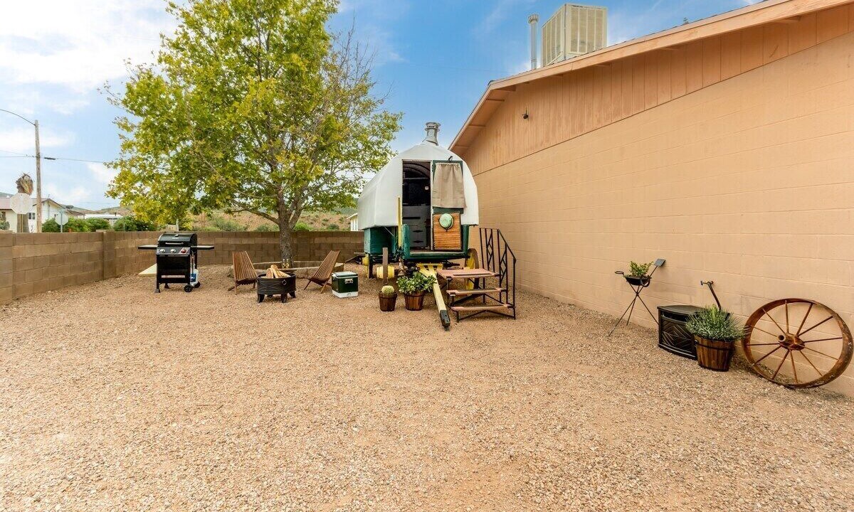 Photo of Patio Balcony in Tombstone