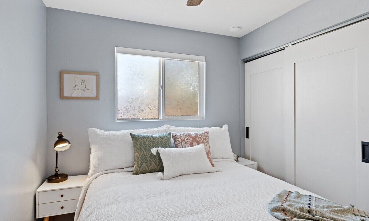 Photo of Bedroom in Julia Keen