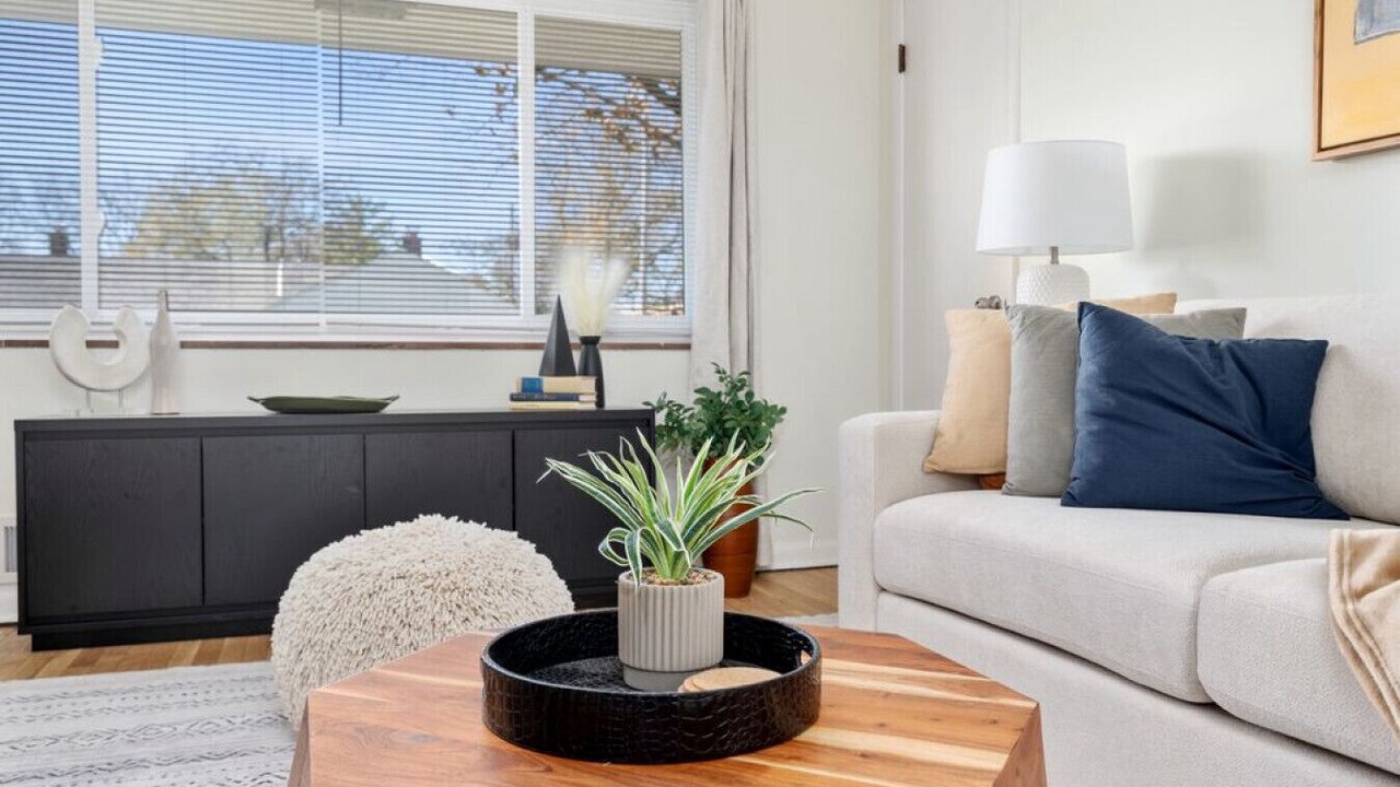 Photo of Bedroom in Sharon Heights