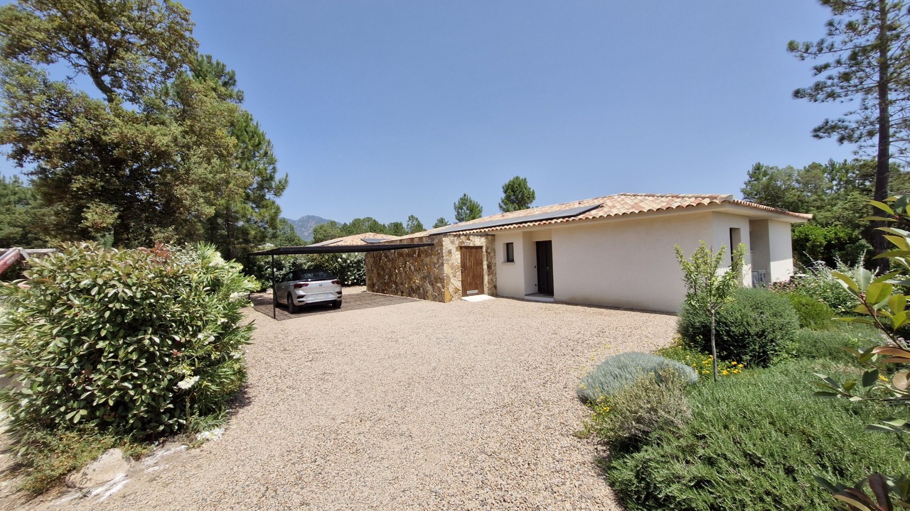 Photo of Outdoor in San-Gavino-di-Carbini