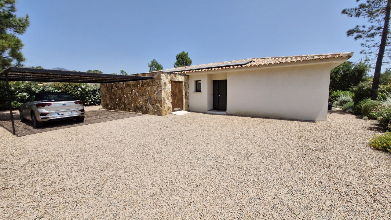 Photo of Outdoor in San-Gavino-di-Carbini