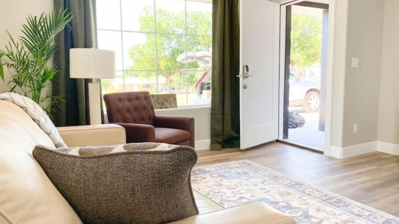 Photo of Livingroom in Hurricane