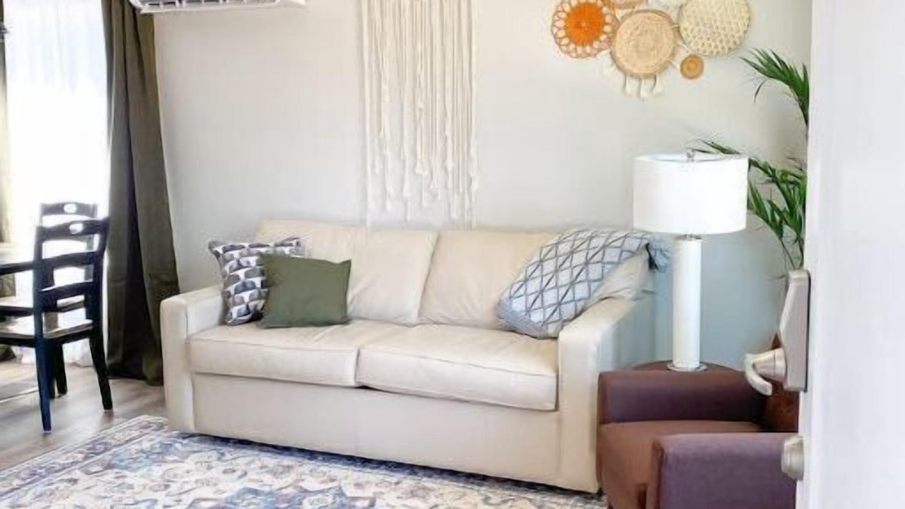 Photo of Livingroom in Hurricane