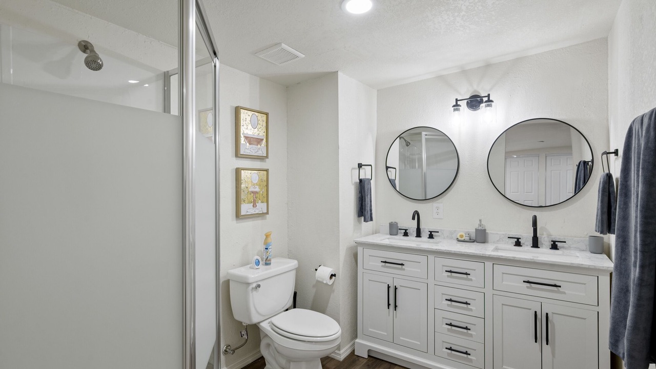 Photo of Bathroom in Estrella