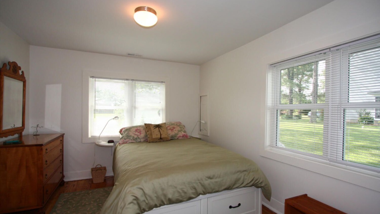 Photo of Bedroom in Tilghman
