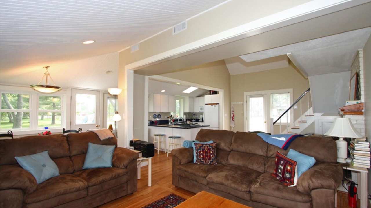 Photo of Livingroom in Tilghman