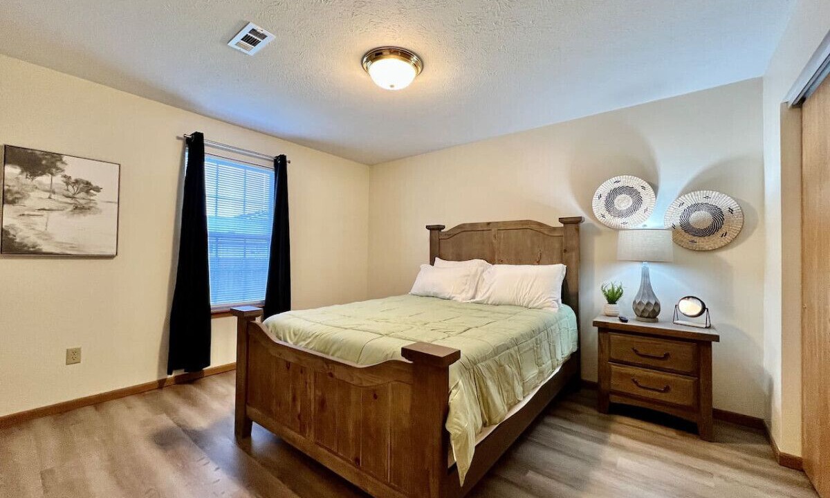 Photo of Bedroom in Middletown