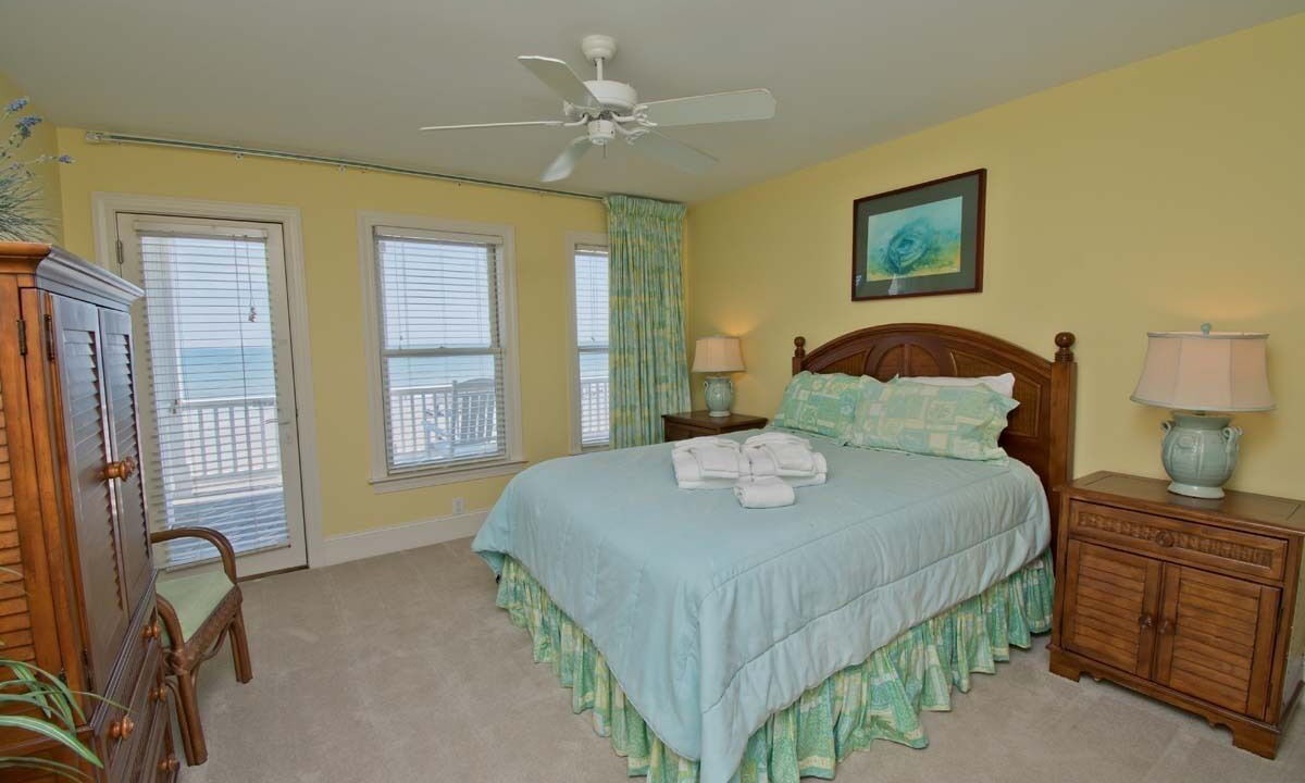 Photo of Others in Emerald Isle