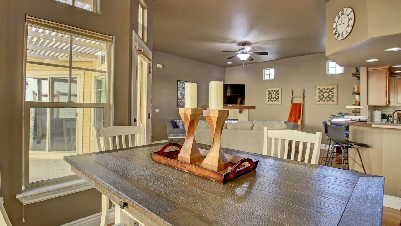 Photo of Livingroom in Eagle