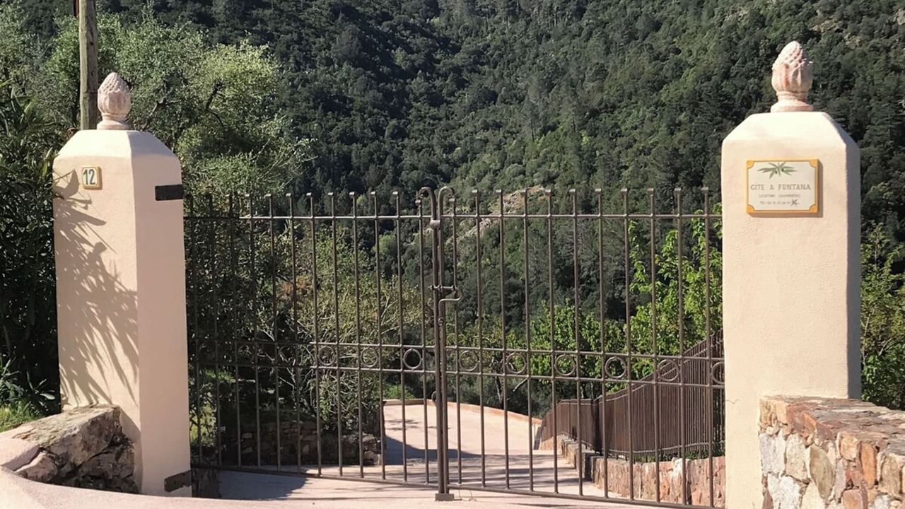 Photo of Outdoor in Manso