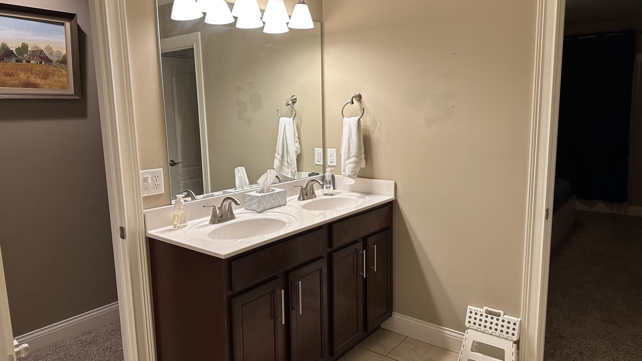 Photo of Bathroom in Latonia