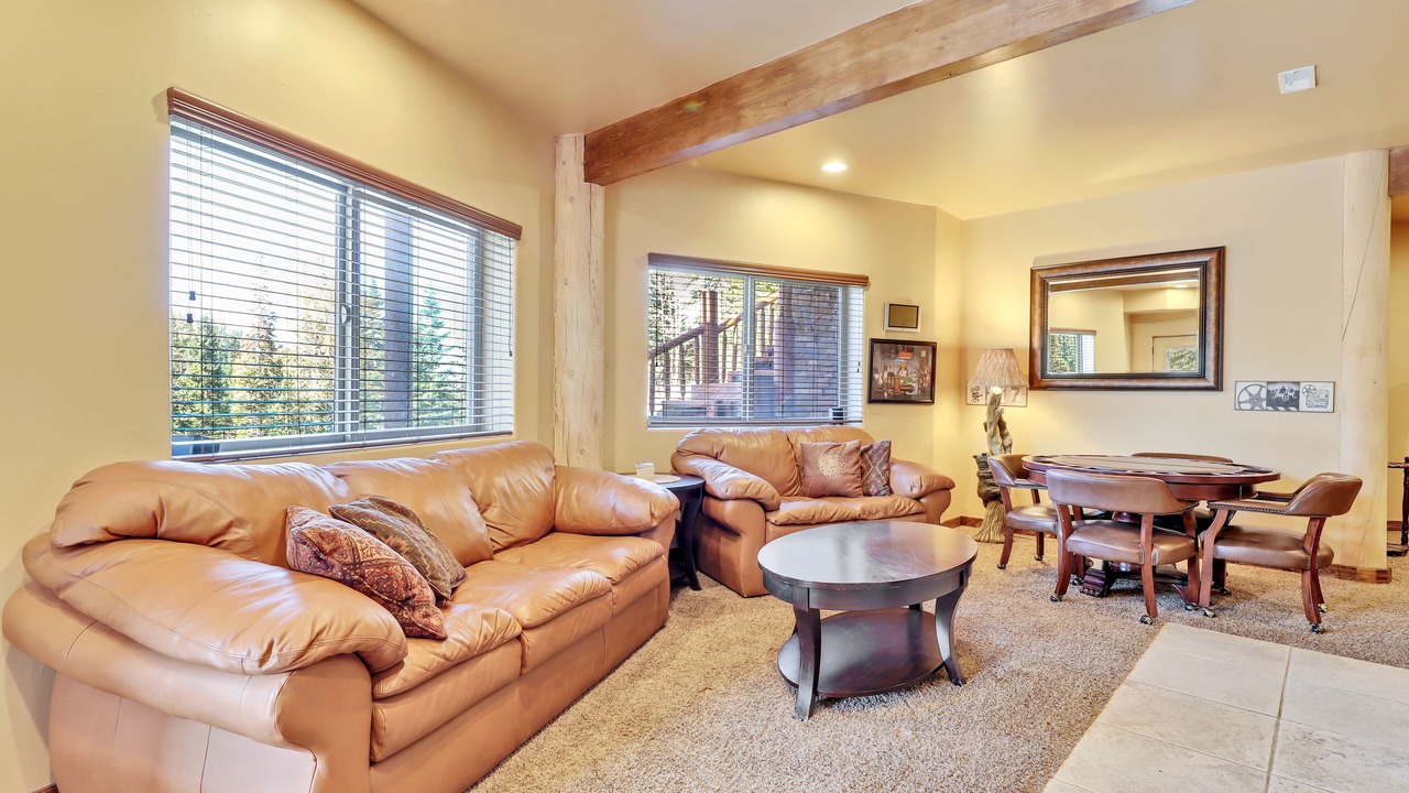 Photo of Livingroom in Brian Head