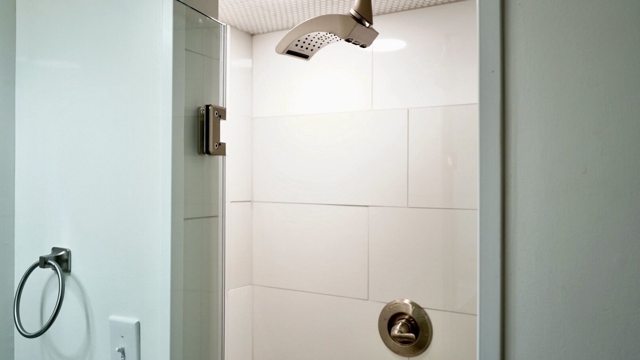 Photo of Bathroom in Old Irving Park