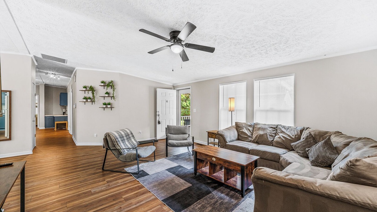Photo of Livingroom in Bumpass