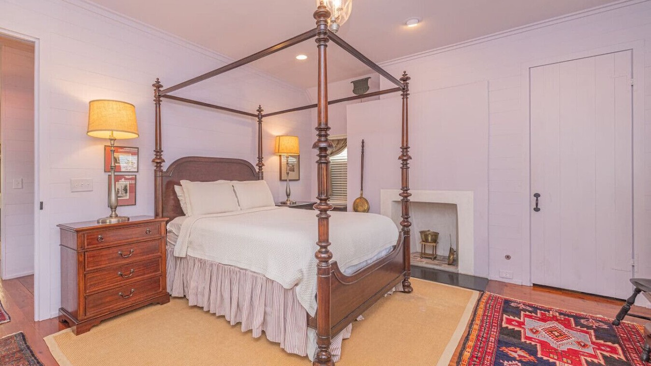 Photo of Bedroom in Downtown Charleston