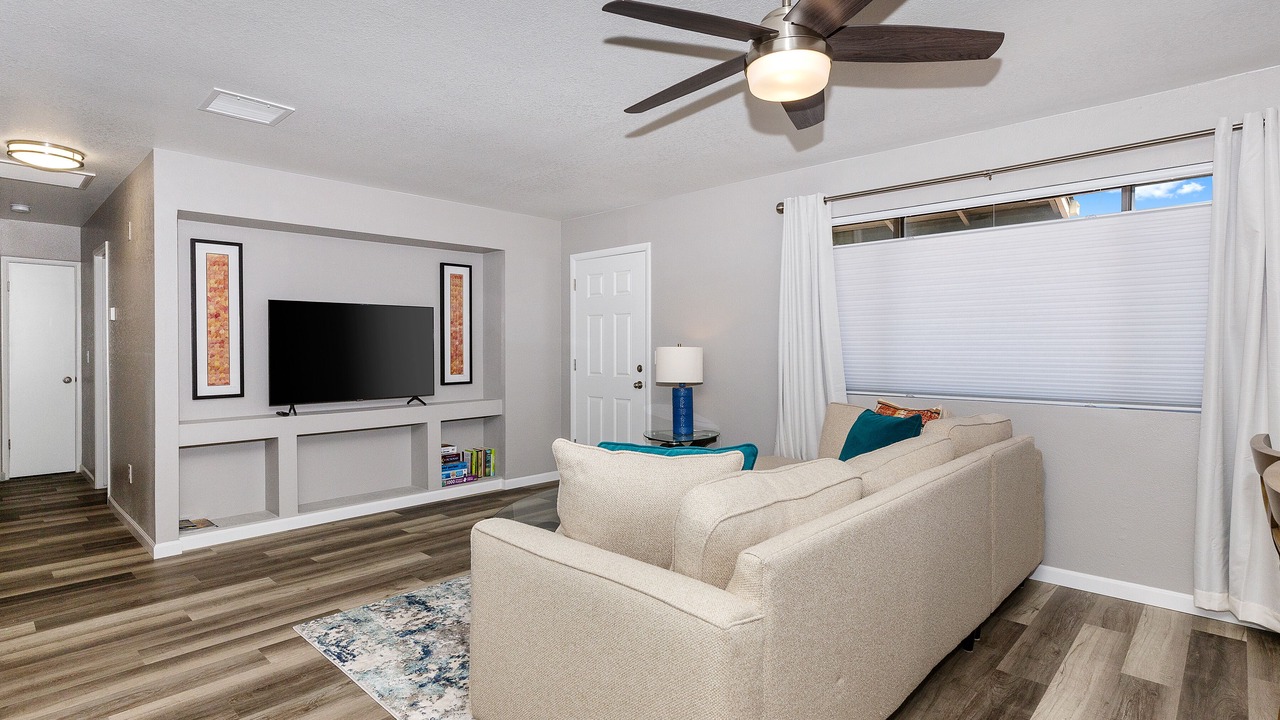 Photo of Livingroom in Prescott Valley Units