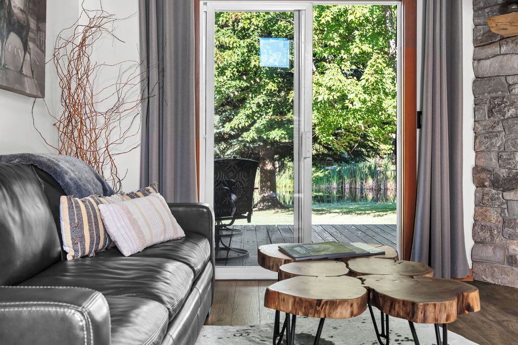 Photo of Livingroom in Sandpoint