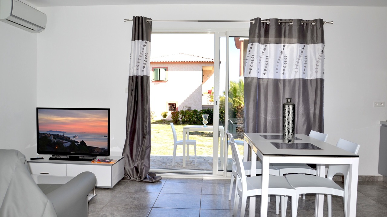 Photo of Livingroom in Santa-Lucia-di-Moriani