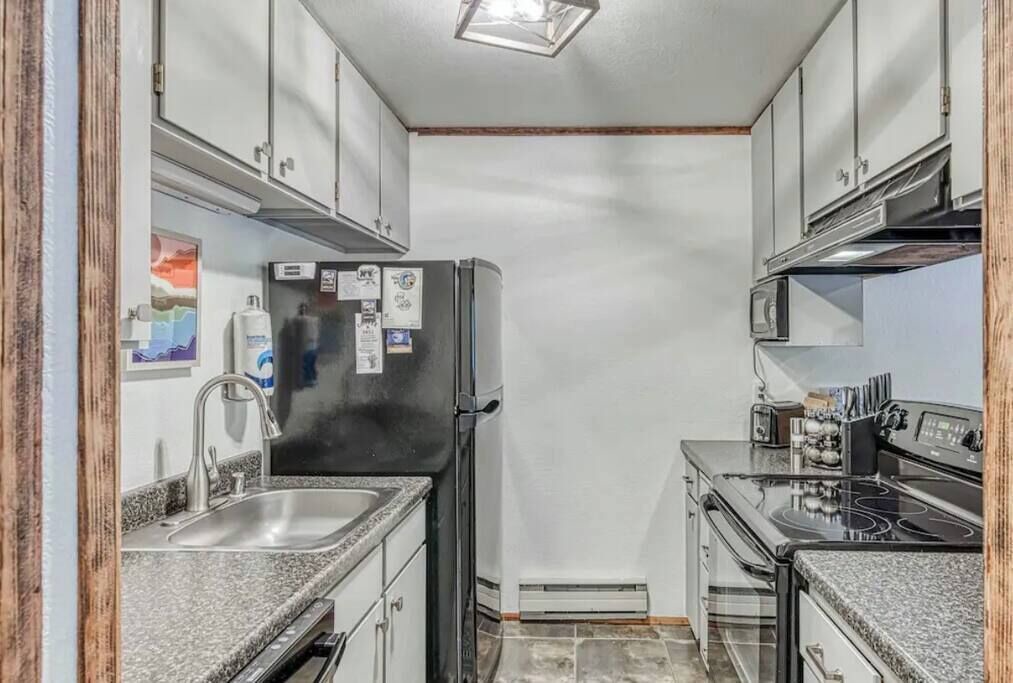 Photo of Kitchen in Shaver Lake