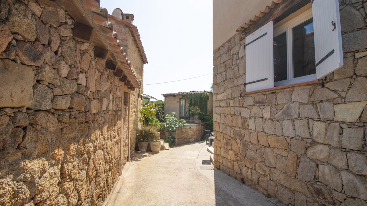 Photo of Outdoor in Molini
