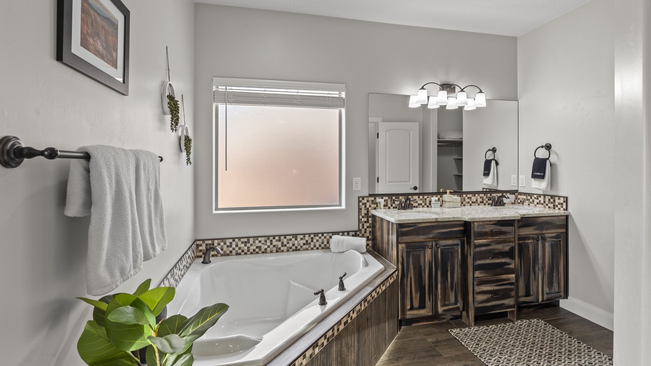 Photo of Bathroom in La Verkin