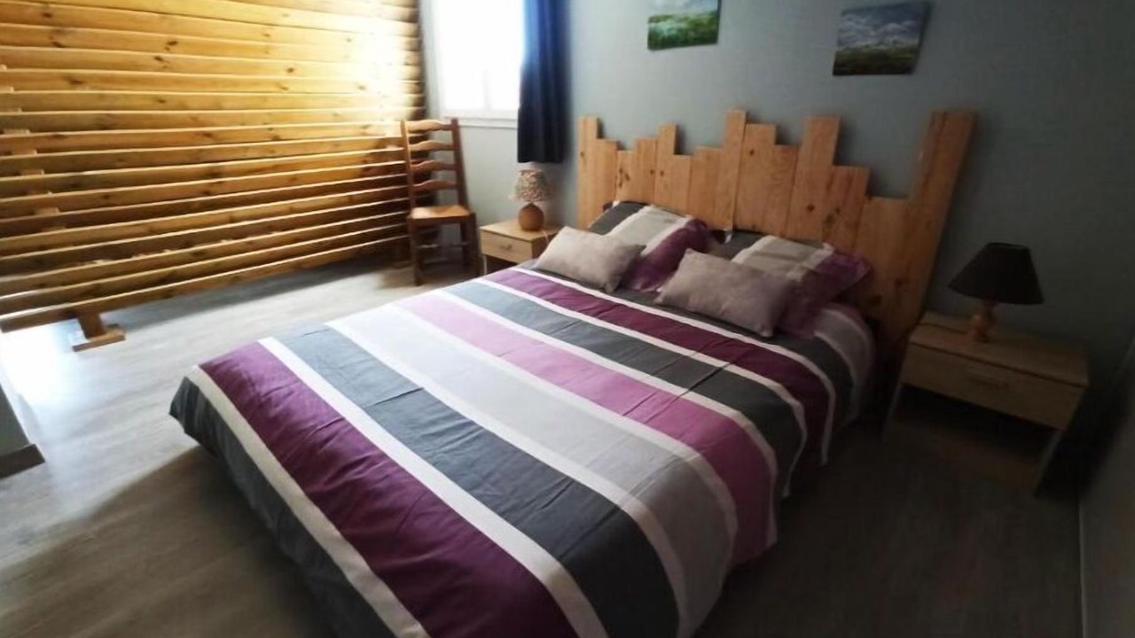Photo of Bedroom in Prunelli-di-Fiumorbo