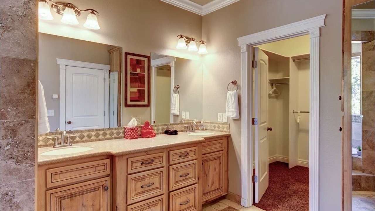 Photo of Bathroom in Torrey