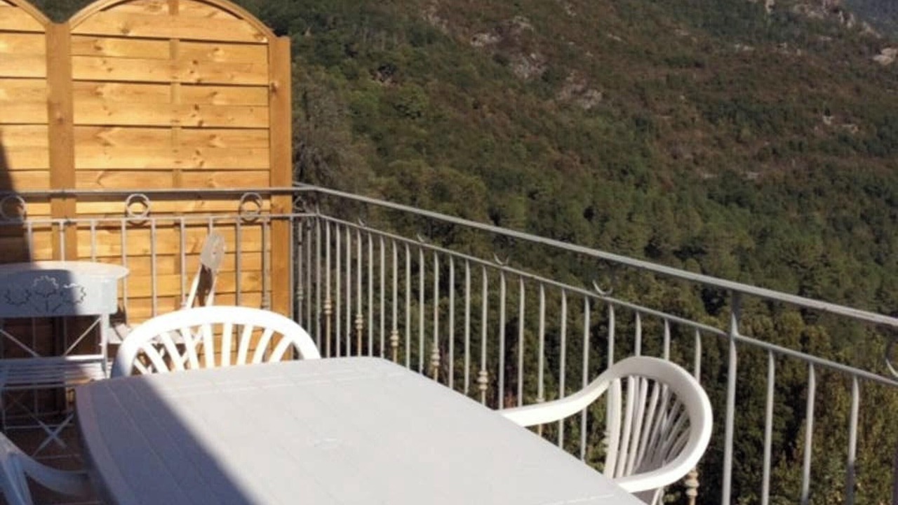 Photo of Livingroom in Isolaccio-di-Fiumorbo