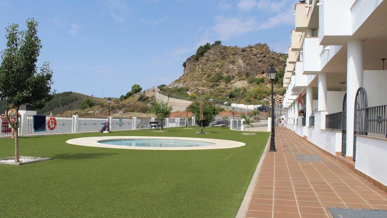 Photo of Outdoor in Enix