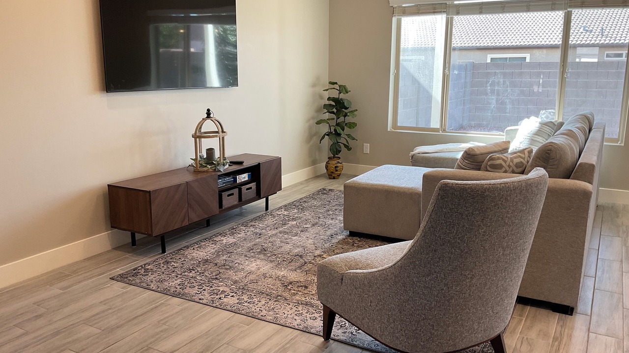 Photo of Livingroom in East Mesa