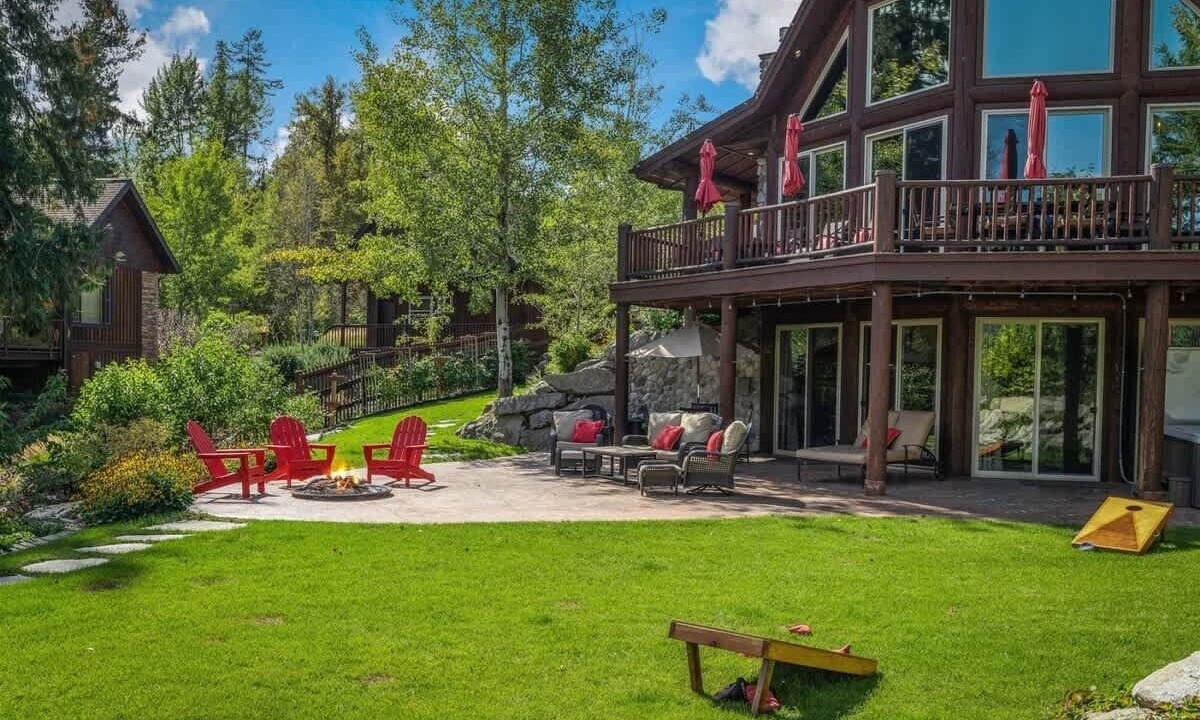 Photo of Patio Balcony in Sagle