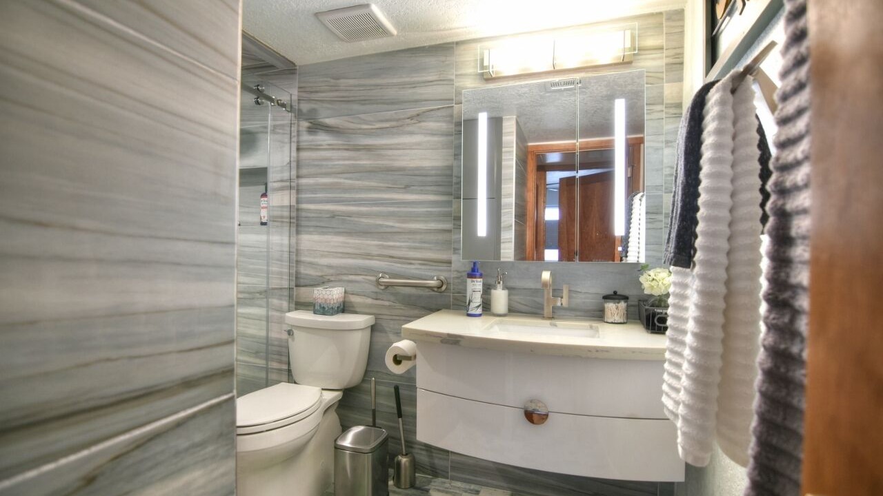 Photo of Bathroom in East Mesa