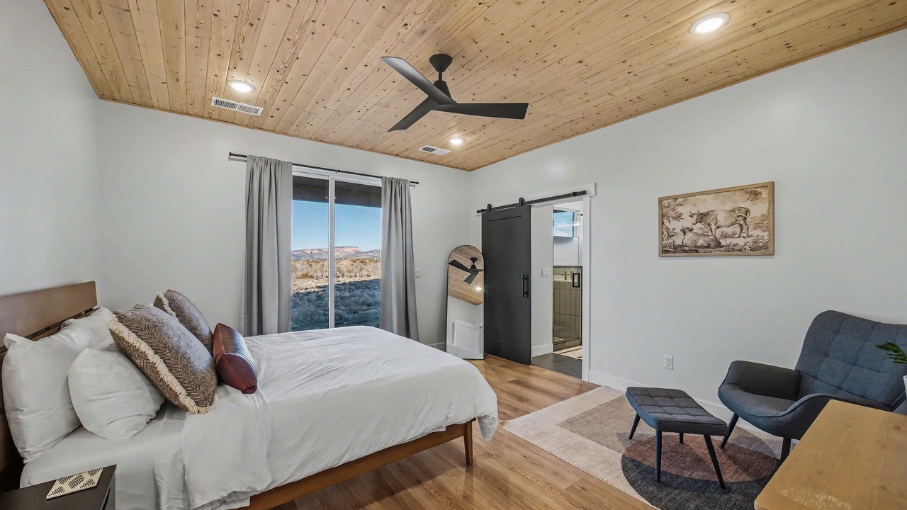Photo of Others in Hatch