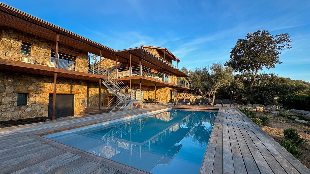 Photo of Outdoor in Cirendinu