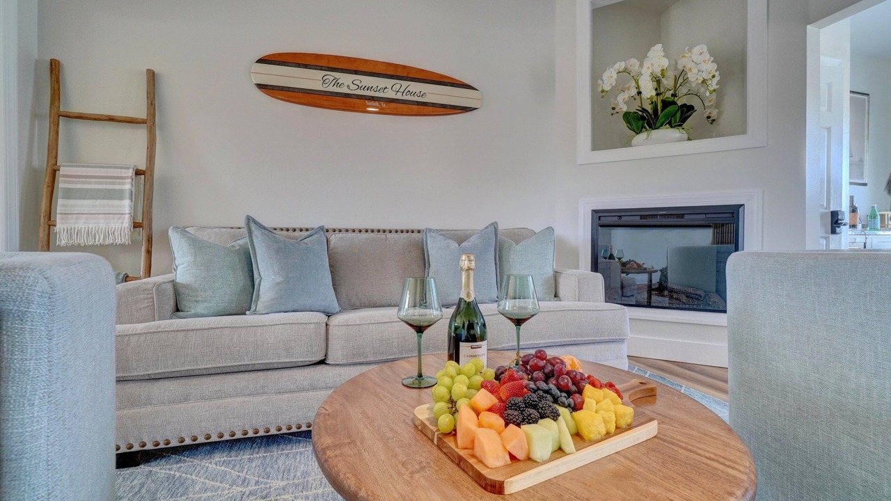 Photo of Livingroom in Willoughby Spit