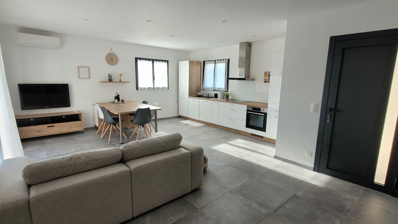 Photo of Livingroom in Palasca