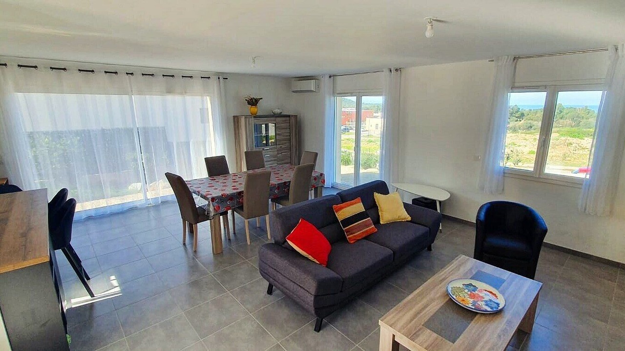 Photo of Livingroom in Palasca